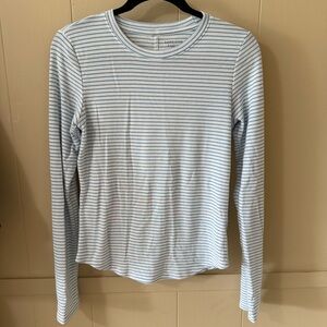 Size L American Eagle Blue & White Striped Long Sleeve Top